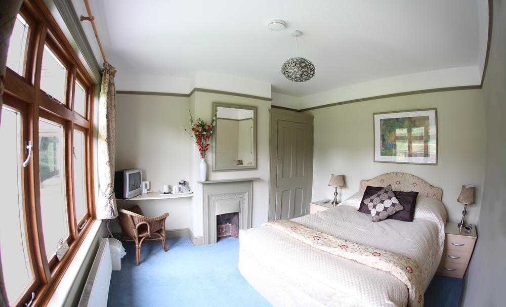 Homelea Bed And Breakfast Кэнтербари Экстерьер фото