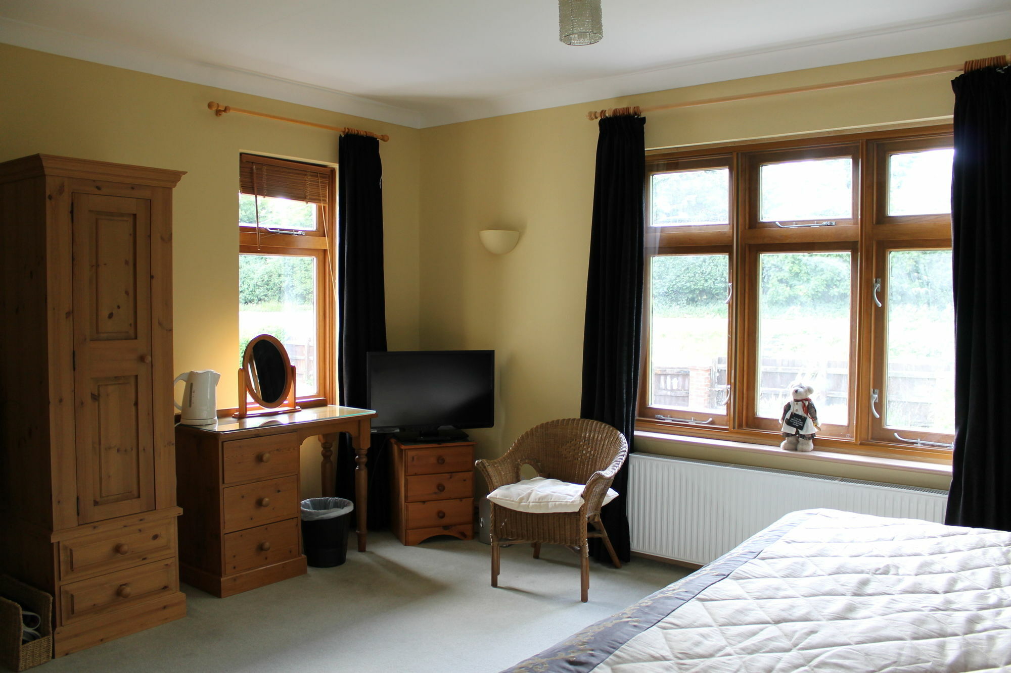 Homelea Bed And Breakfast Кэнтербари Экстерьер фото